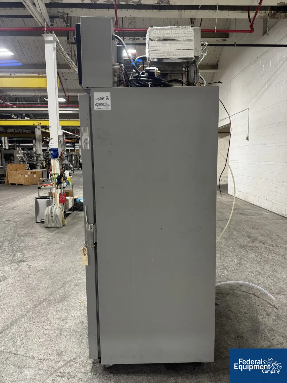 34" width x 28" D x 60" H Environmental Specialties #ES2000 CDMD, Stability Chamber, 70°C, 230 V. - Image 4
