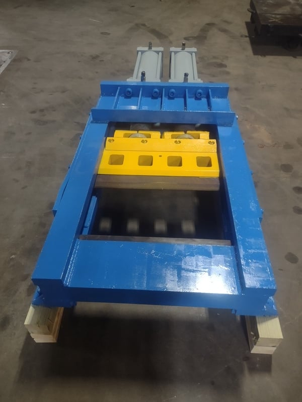 Neilson & Hiebert Tail Cutter (2 available) - Image 10