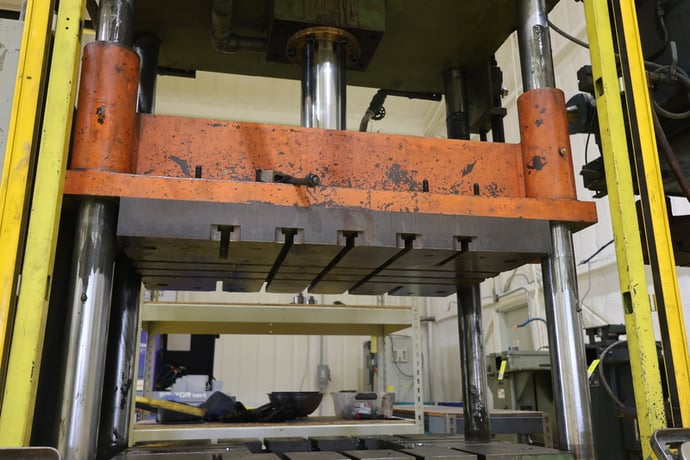 25 Ton, Haanifin, 4 post Hydraulic trimming press - Image 5