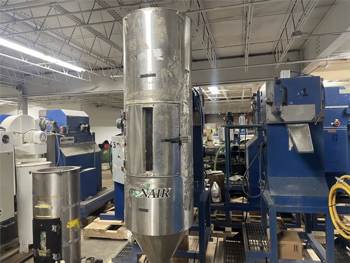 Conair #CH 16-6, 200 lb. Drying Hopper, Stainless Steel - Image 1