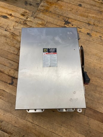 60 Amp. Square D #HU662DS, Safety Disconnect Switch, 600V. Type 3R 4X Watertight 60 Amp - Image 1