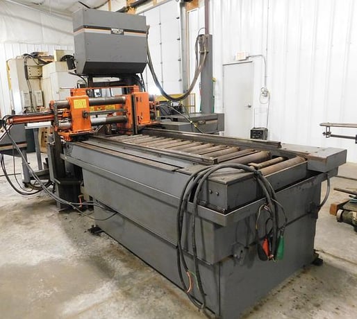 18" x 24" Hem Saw #VT-120-HA, Vertical Bandsaw, 300 FPM, 7.5 HP, 72" Shuttle Feed - Image 2