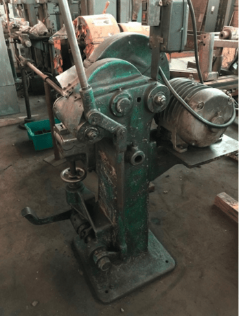 2" Landis #2, roller pipe cutter, cap: 1/8"-2", length gauge & pipe stop, 3 HP, w/extra support rollers & - Image 1