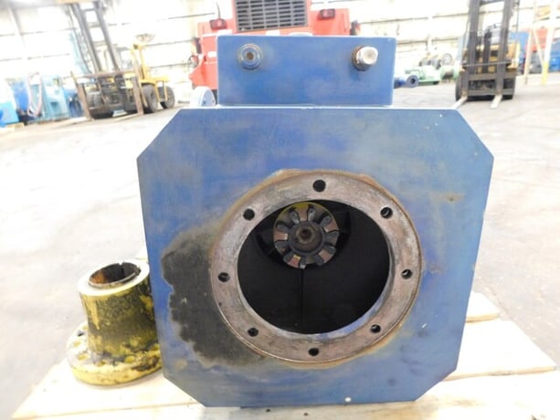 Flender #4397925-0040-008, gear reducer, 13.985:1. 127.28/MIN. - Image 7