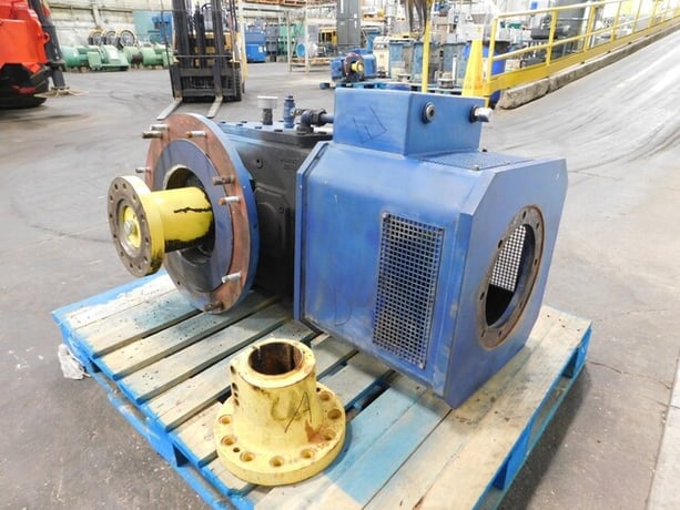 Flender #4397925-0040-011, gear reducer, 13.985:1. 127.28/MIN. - Image 6
