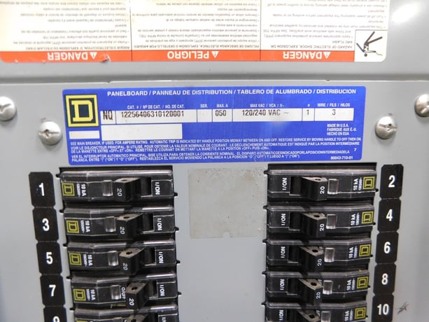 50 Amp. Square D, NQ panelboard, 3-wire, 120/240 V.AC, 1 phase - Image 4