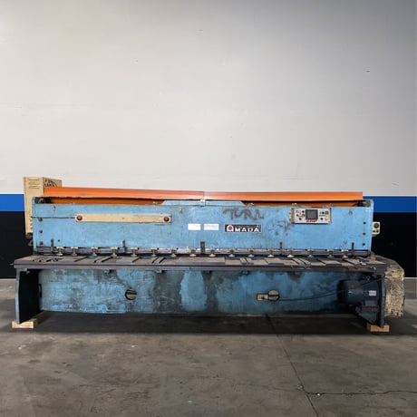 .177" x 13.4' Amada #M-4045, Power Squaring Shear, Amada Control, 40" Backgauge, 50 SPM, 15 HP, 460 V. - Image 1
