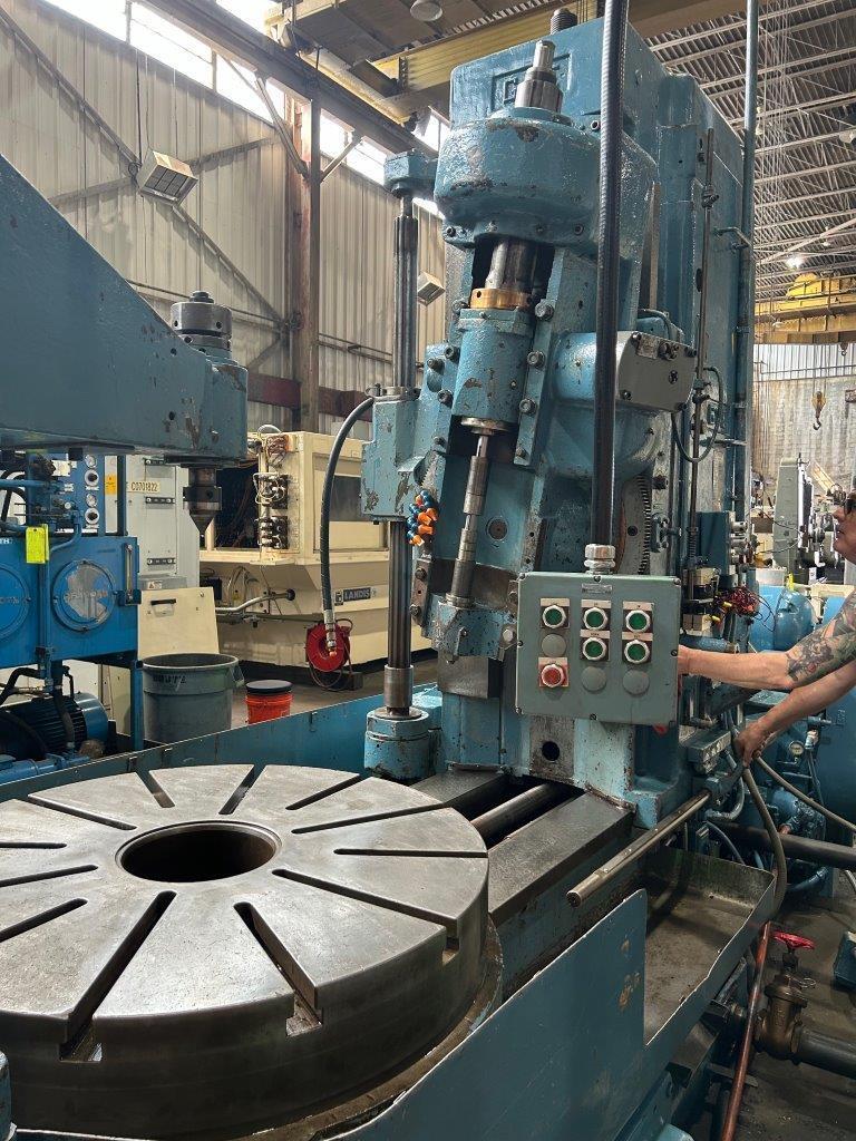 Gould & Eberhardt #72H, vertical gear hobber, 72" workpiece diameter, 1.25" diametral pitch - Image 6