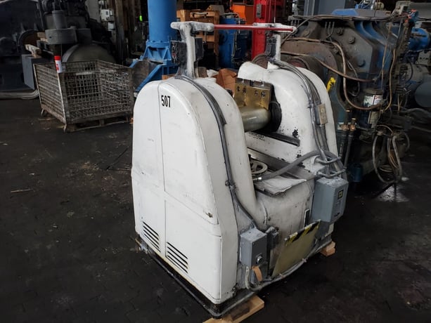 Eemco, rubber lab mill, 6x13" rolls, cabinet style, under slung drive, belt driven, 7.5 HP - Image 10