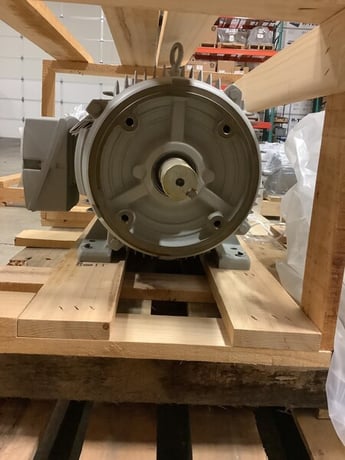 10 HP 1175 RPM Siemens, Frame 256TC, ball bearing, 230/460 Volts, new - Image 2