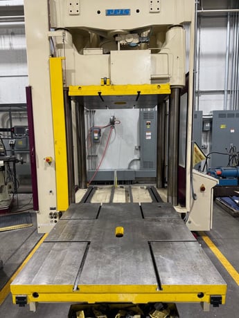 110 Ton, Reis #TUS-130, Fitting Press, 67" Stroke, 53.5" x 35.4" Clamping Platen, 2004 - Image 3