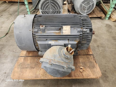 300 HP 1800 RPM Reliance RW5-7219-A1-LD, Frame 449TS, 460 Volts - Image 1
