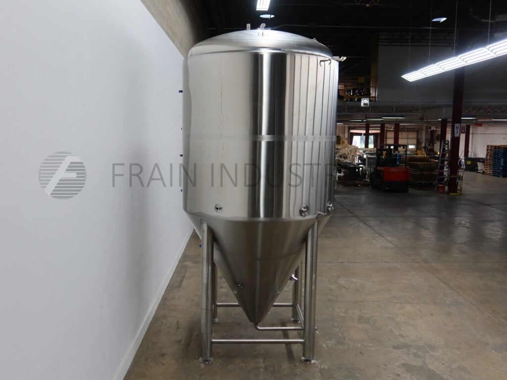 2300 gallon Alpha Brewing, Stainless Steel Jacketed Tank, 79" diameter X 79" Straight side, 43 PSI - Image 3