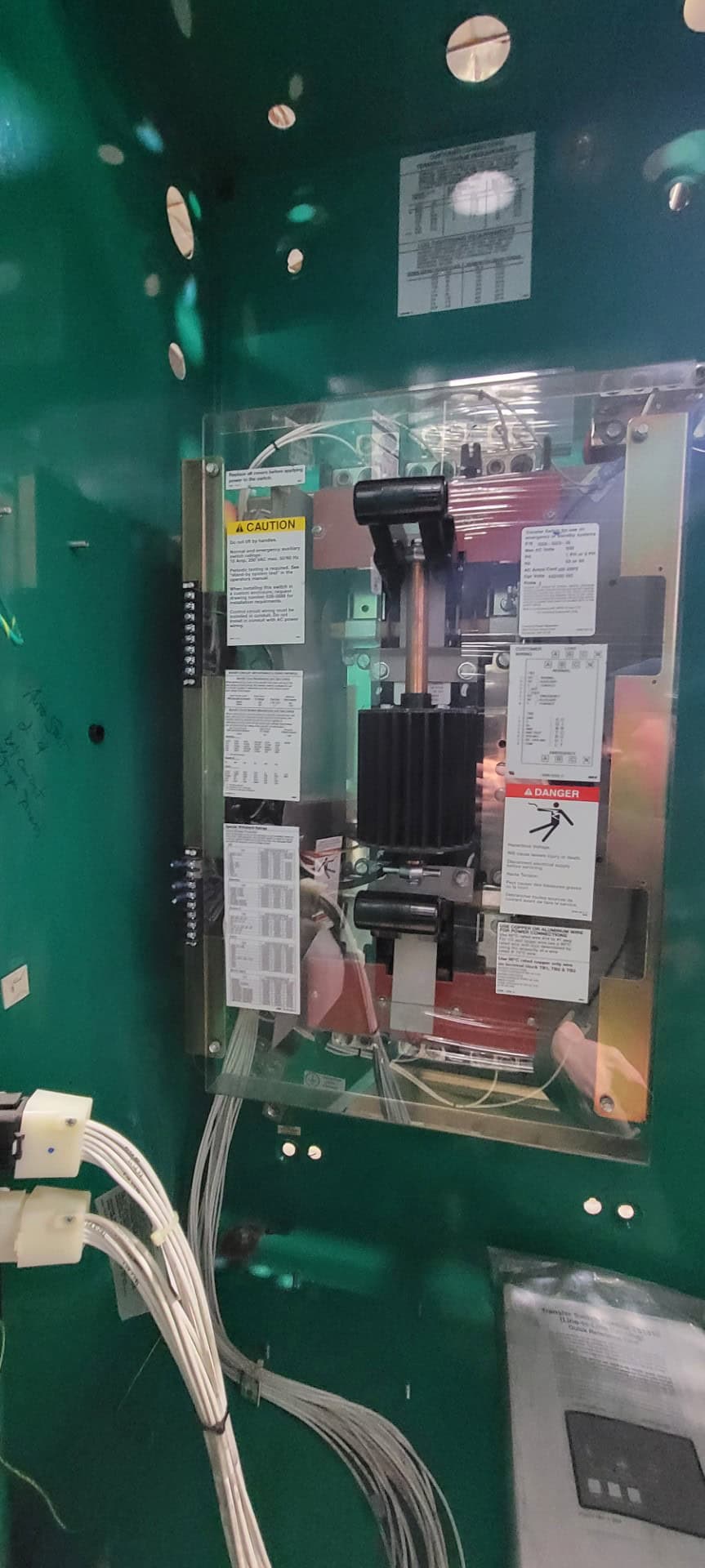 400 Amp. Cummins OTECC-1662309, automatic transfer switch, 480 Volts, 2016 - Image 2