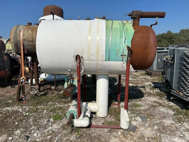 500 Gal., Fabricorp LLC, Horizontal Ammonia Recirculator, 36" diameter x 90" L, 250 PSI @ 250&deg;F, 2002 - Image 1