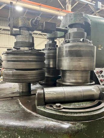5" x 5" x 3/4" Herkules Wetzlar #BO232K, mechanical angle roll, 20 HP, universal tooling set, 1966 - Image 7