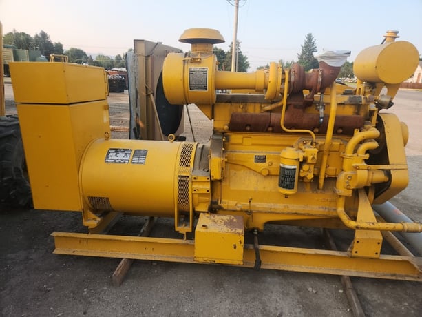 Kato, Caterpillar #155SX9E, diesel generator, 220 KVA, serial #71636, 1974 - Image 1