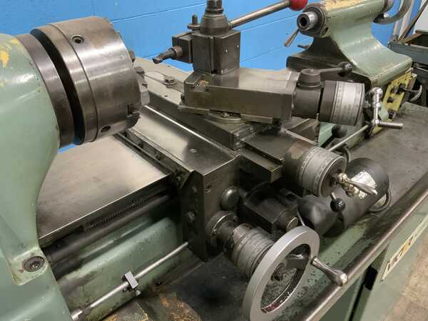 11" x 20" Victor #618EM, precision engine lathe, 3-jaw chuck, inch/metric threading, 1 HP - Image 4