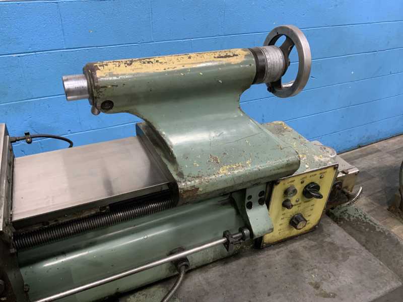 11" x 20" Victor #618EM, precision engine lathe, 3-jaw chuck, inch/metric threading, 1 HP - Image 5