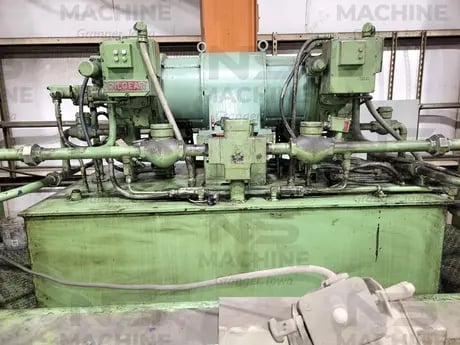400 Ton, Chicago #400-H-10, 14' overall, 125" between housing, back gauge, safety light curtains, #13902 - Image 7