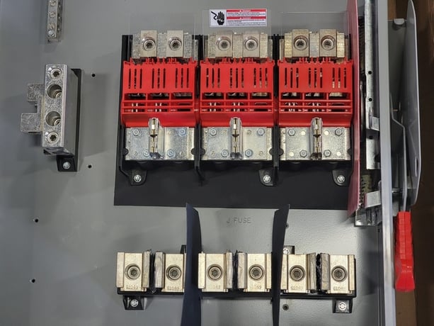 400 Amp. Siemens, HFC325NA, fused disconnect, 3-pole, 240 Volts, new surplus - Image 7