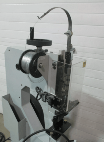 Deluxe Stitcher #ESA-1585, automatic stapler & stitcher machine with hand controls - Image 5