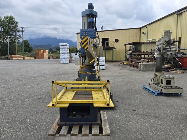 China Czech #Z3080x25, radial arm drill, 10 HP, serial #0504197, 2005 - Image 4