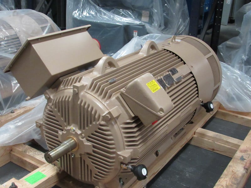 350 HP 3600 RPM General Electric, Frame 5011LS, TEFC, BB, new, 2300/4160 Volts - Image 2
