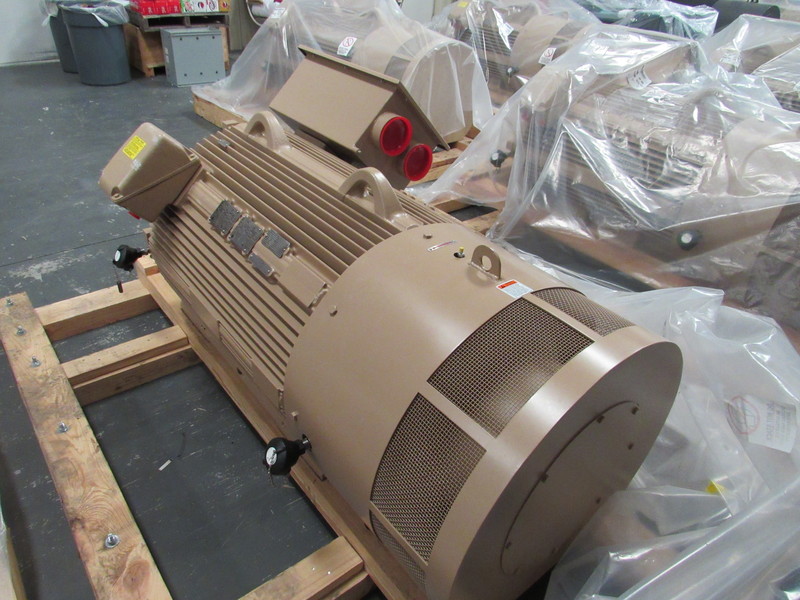 350 HP 3600 RPM General Electric, Frame 5011LS, TEFC, BB, new, 2300/4160 Volts - Image 3