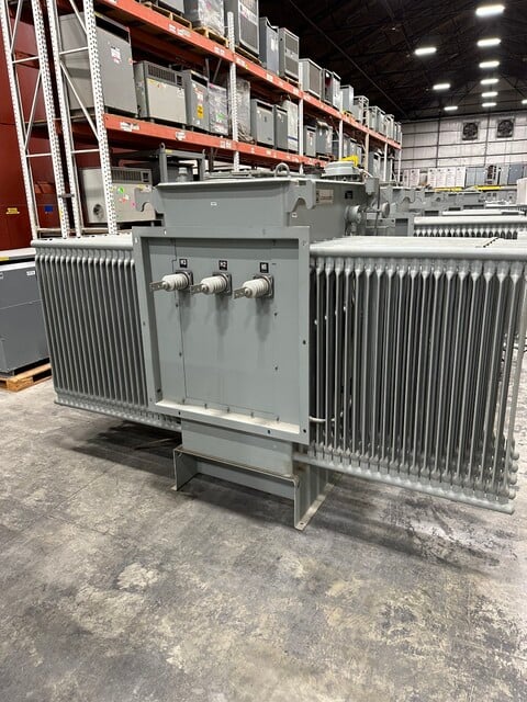 2000/2240 KVA 13200 Delta Primary, 480Y/277 Secondary, Cutler-Hammer - Image 2