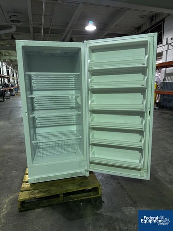 Thermo Scientific Refrigerator, Model 3767A, 115V single phase, r134a refrigerant, S/N 0121711501130624 - Image 6