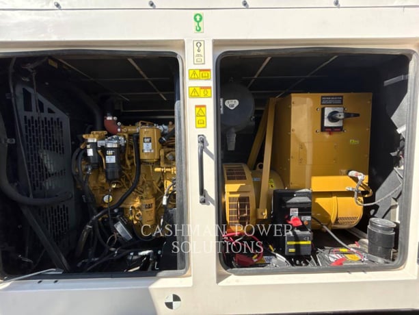 182 KW Caterpillar #XQ230, Diesel, 1800 RPM, 480 Volts, 5616 hours, 2021 - Image 7