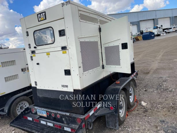 182 KW Caterpillar #XQ200, Diesel, 1800 RPM, 480 Volts, 7625 hours, 2015 - Image 2
