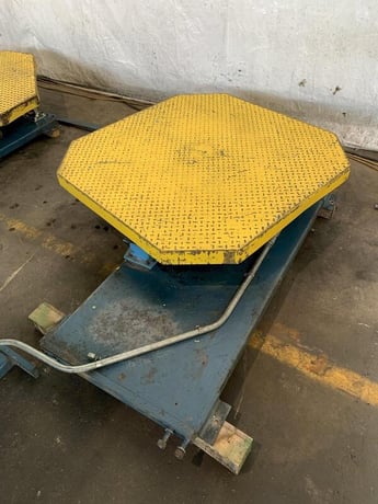 Lantech #SVGSS06501601 V-Series, dual turntable pallet wrapper - Image 10