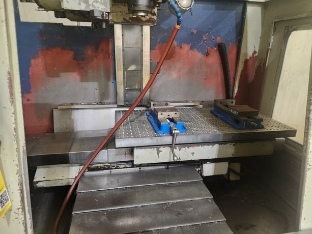 Mighty Viper #VMC-850 AP, CNC vertical machining center, 34" X, 20" Y, 20" Z, 10000 RPM, 20 automatic tool - Image 2