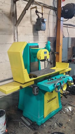 8" x 24" Jakobsen, surface grinder, 8" wheel, rapid traverse, central lubricant, coolant - Image 2