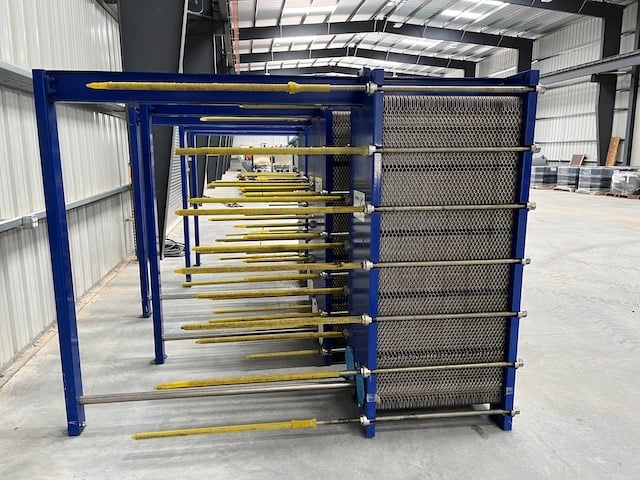 596 sq.ft., Kelvion, NF150LBA150, plate heat exchanger, 316L Stainless Steel plates, 145 psig @ 230°F - Image 6