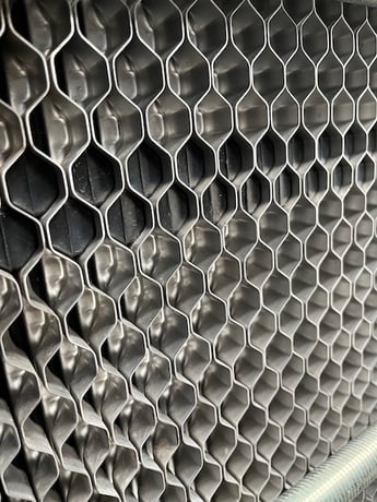 411 sq.ft., Kelvion, NF150LBA150, plate heat exchanger, 316L Stainless Steel plates, 145 psig @ 230°F, 2021 - Image 8