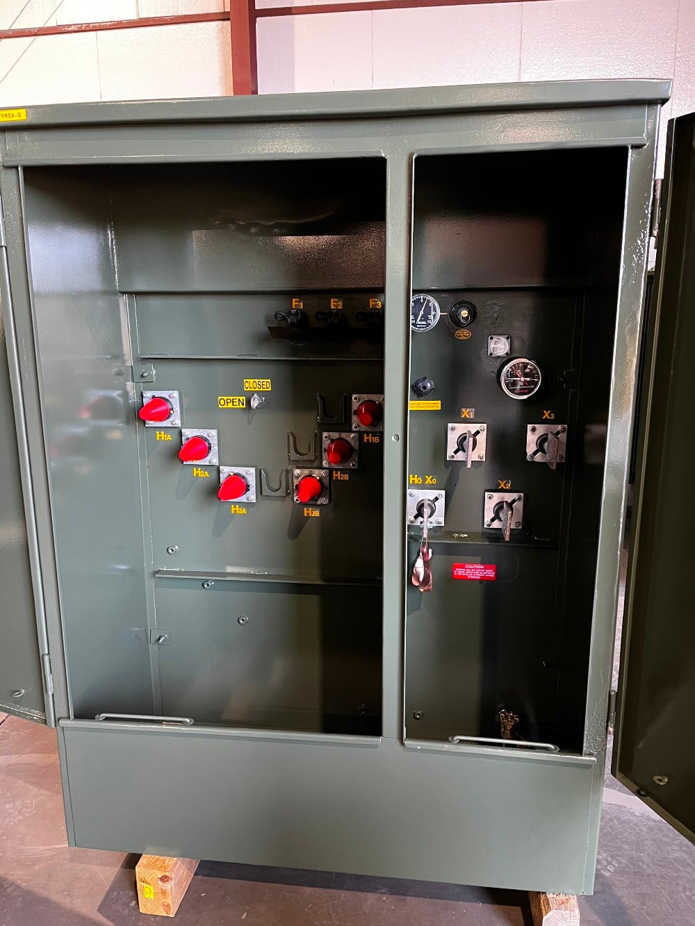 225 KVA 12470GrdY/7200 Primary, 208Y/120 Secondary, PAD, proCORE - Image 2