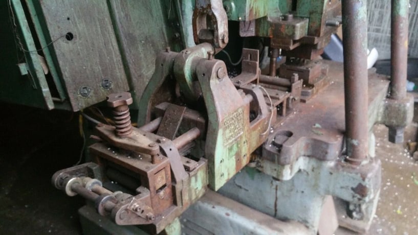 45 Ton, V & O, OBI Power Press, air clutch, adjustable, 1.75" Stroke, 9" Shut height, 36" x 21" x 2.5" - Image 5