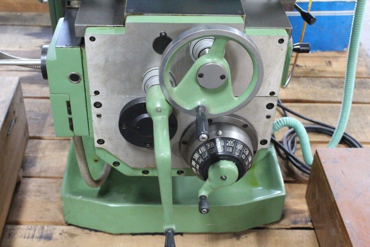Horizontal Milling Machine, 13" x 52" Table, 45 deg. Table Swivel angle, 18 Spindle Speeds, 30-1500 RPM, 220 V - Image 5