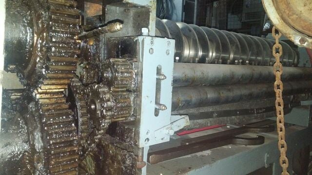 4 5" x 5" Slitter, 20 gauge and up capacity, 43.5" Sheet width, 4" diameter Shaft, 15 blades, 600 V - Image 6