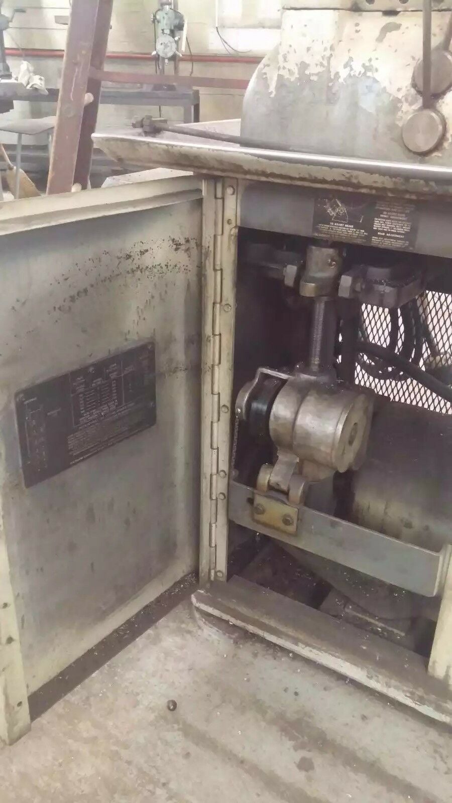 Hardinge #HC-CF, Precision Chucker Lathe, 5" 3-Jaw Chuck, 13" between centers, 1 HP, 550 V - Image 3