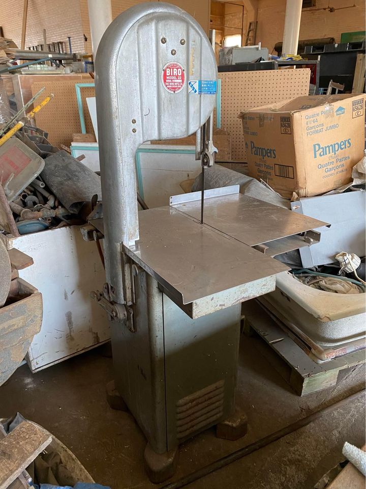 Biro #22, Meat Cutting Bandsaw, Aluminum Head, Stainless Steel Meat tray, 12" diameter Blade Wheels, 29" F-B - Image 1