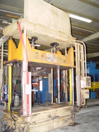50 Ton, 100" x 42", down-act, 4-post, 66" daylight, 43" stroke, 32" operator height, 50 HP, #1662/1664 - Image 3