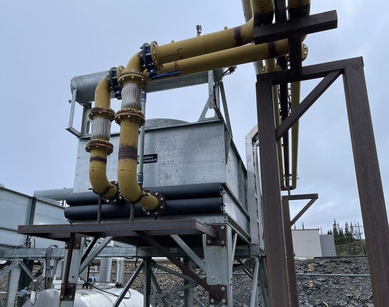 1450 KW Caterpillar #3516BHD, diesel generator, skid mounted, 4160 Volts, 24283 hours, 2008 - Image 10