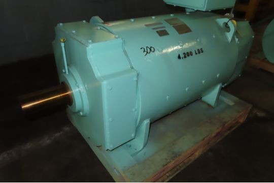 300 HP 850/1600 RPM General Electric, Frame 5010AY, DPFG-BV, 500 VA - Image 3
