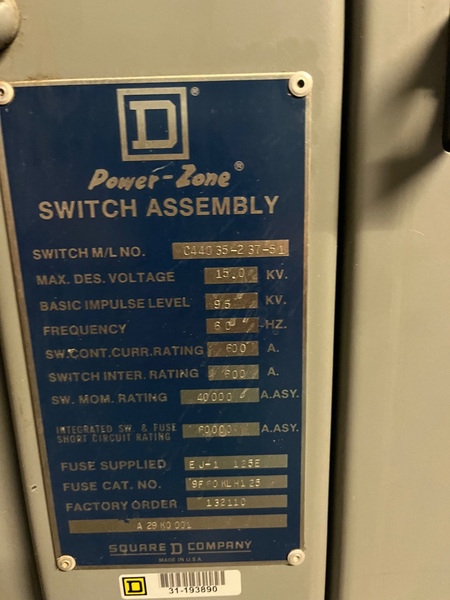 2000 KVA 12470 Pri. 480/277 Sec., Square D, dry type N-1 with 600 amp 15 kv fusible switch - Image 1
