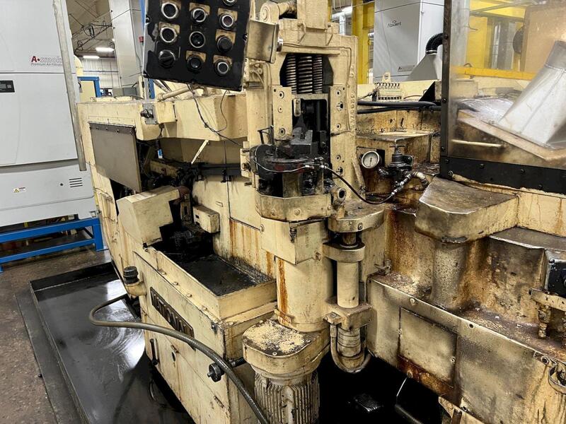 3/8" x 4-1/2" National #6L4, 4 die high speed long stroke bolt maker, 220 PPM, bushing cutoff, 1975 - Image 10