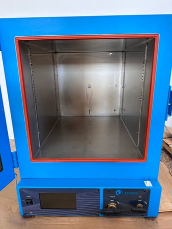 18" width x 18" H x 24" D Cascade Sciences #CVO-5, Oven, barely used, 300°F, 2020 - Image 4